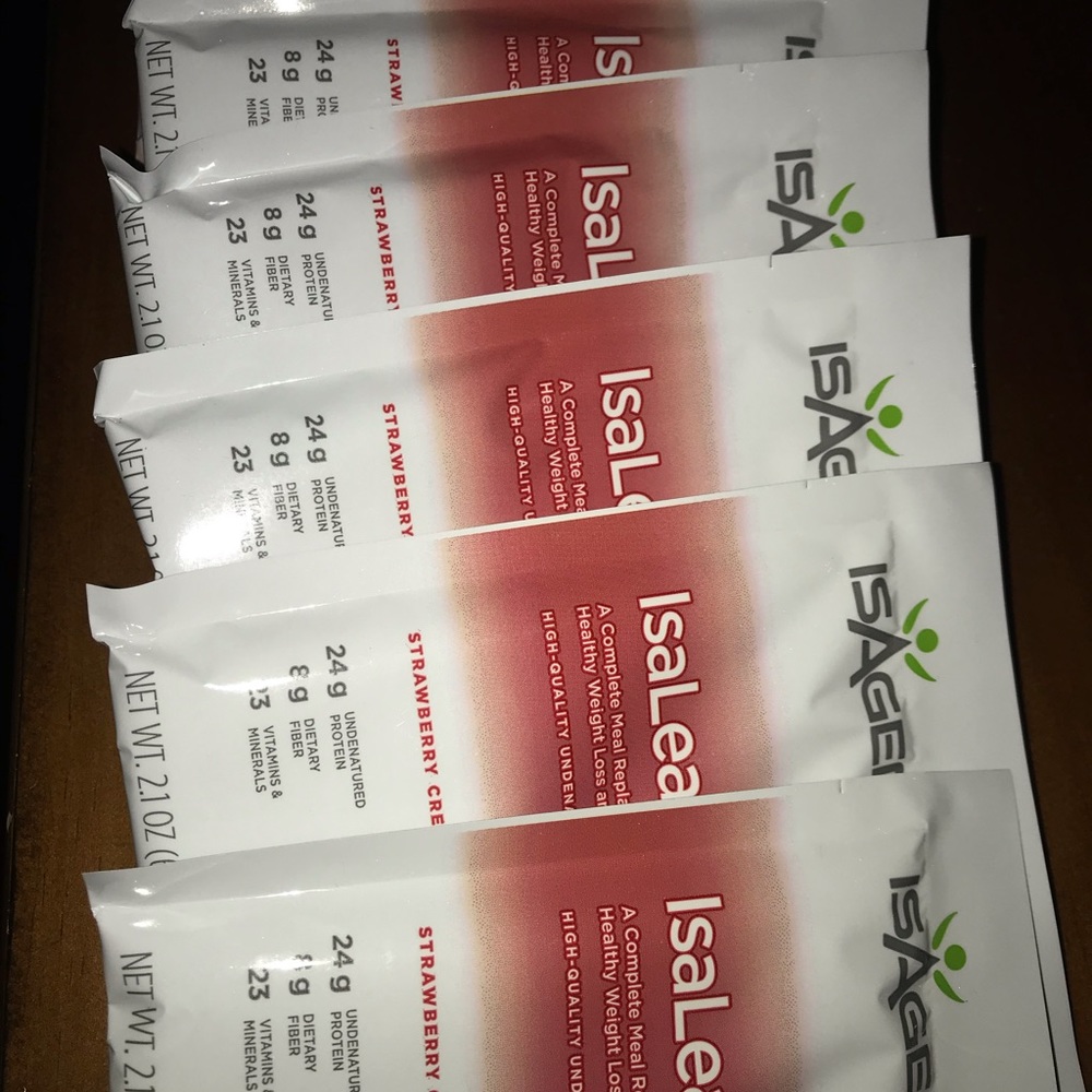 Isagenix prepackaged strawberry creme Shakes